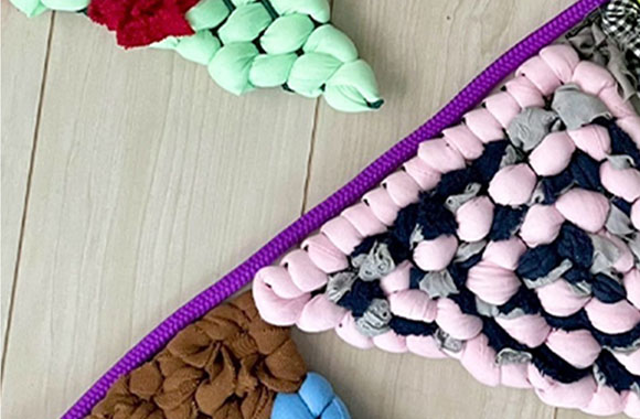 糸で絵を描いてガーランドを作ろう!